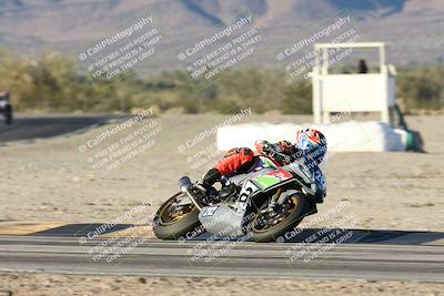 media/Dec-07-2025-CVMA (Sun) [[3e7d2de5dc]]/Race 17-Amateur Formula Middleweight/